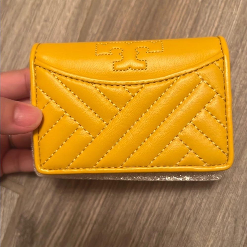 Tory Burch alexa foldable mini wallet